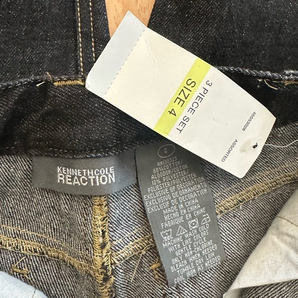 KENNETH COLE REACTION BOYS JEANS - Picture 4 of 4